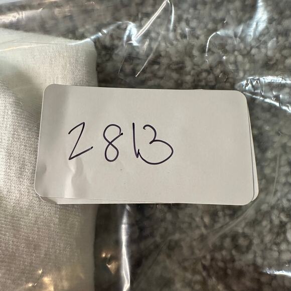 LIFE.CHURCH Women's Switch Jesus Is King Long Sleeve Tee Size L In White - Picture 10 of 10